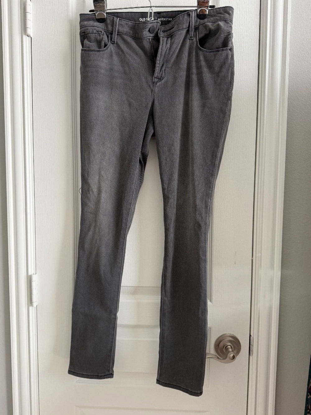 Old Navy Rockstar 24/7 Gray Skinny Jeans - Size 10